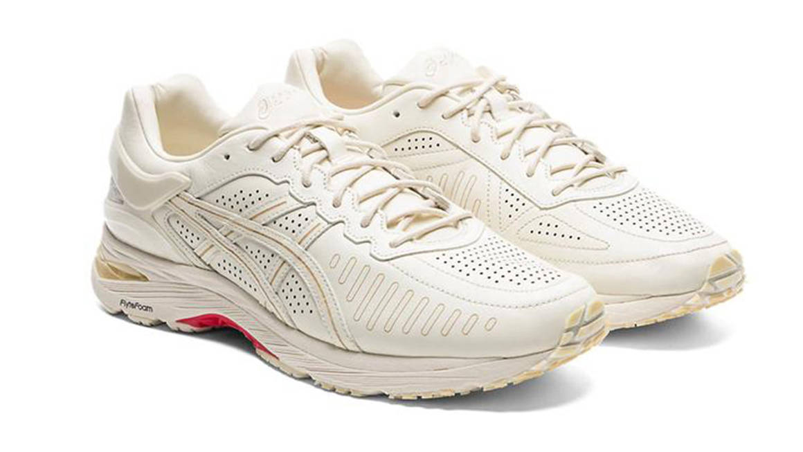 asics japan s white
