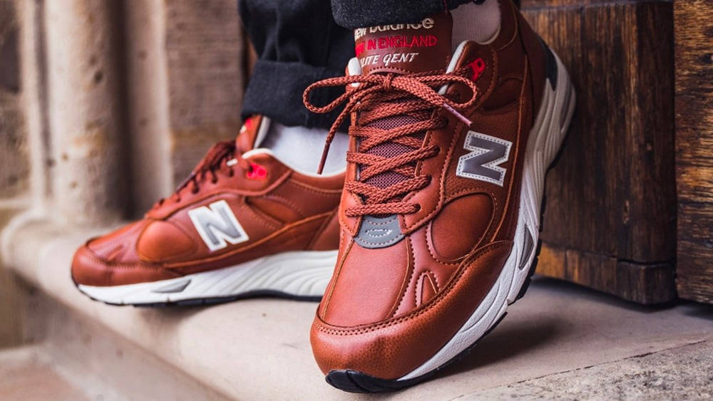 Image via 43Einhalb new balance gents on foot