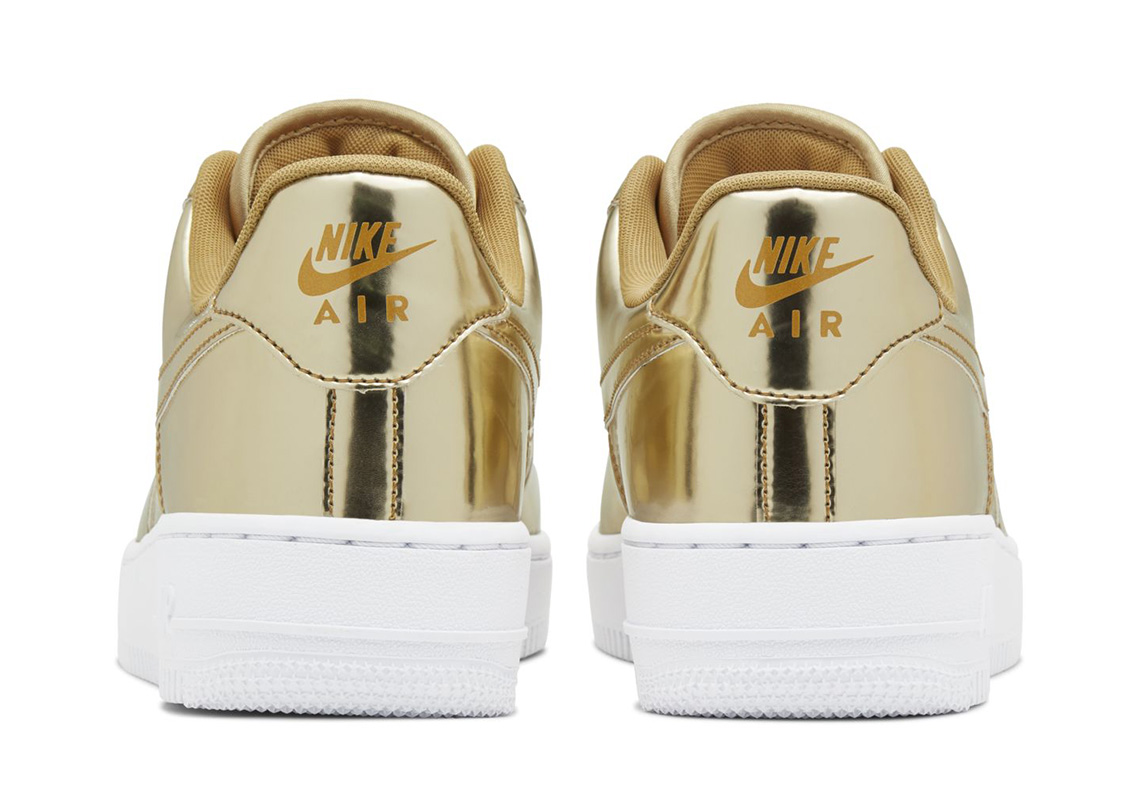 nike-air-force-1-metallic-gold-3