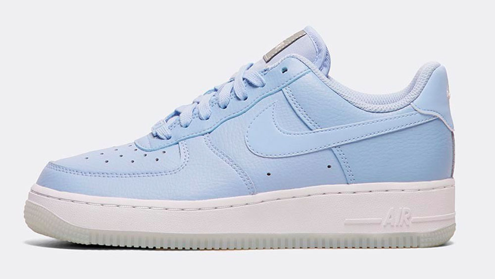 _0004_Nike Womens Air Force 1 '07 Essential Trainer _ Aluminium _ White
