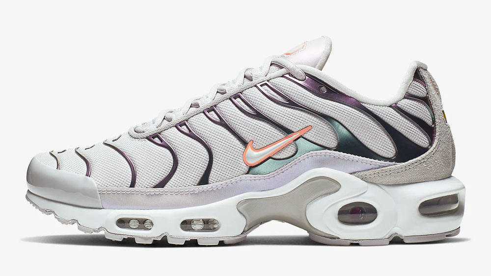 _0008_Nike Air Max Plus Metallic Purple