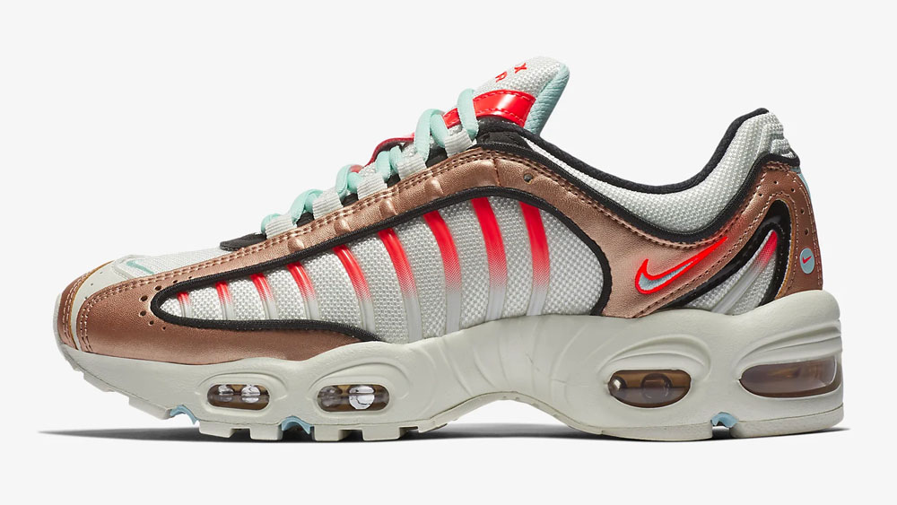 _0015_Nike Air Max Tailwind IV Metallic Red Bronze_Teal Tint CT3427-900