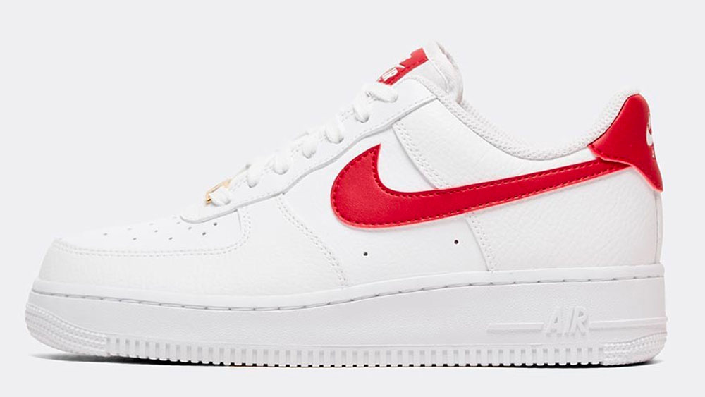 _0021_Nike Womens Air Force 1 '07 Trainer _ White _ Gym Red _ Metallic Gold
