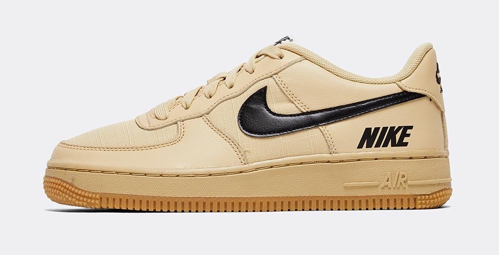 Nike Air Force 1 Gold.