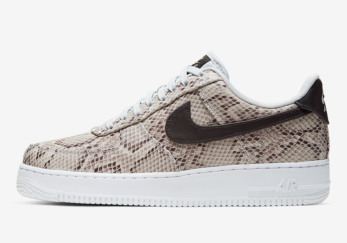 Nike-Air-Force-1-Snakeskin-BQ4424_100-1