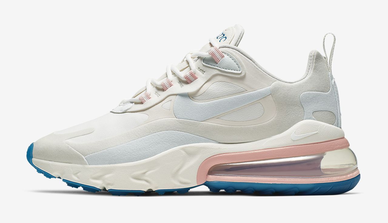 Nike Air Max 270 React Coral stardust.