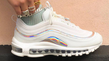 Take 30% Off ALL Of These High Heat Sneakers In Nike's Black Friday Sale! Take 30% Off ALL Of These High Heat Sneakers In Nike's Black Friday Sale!