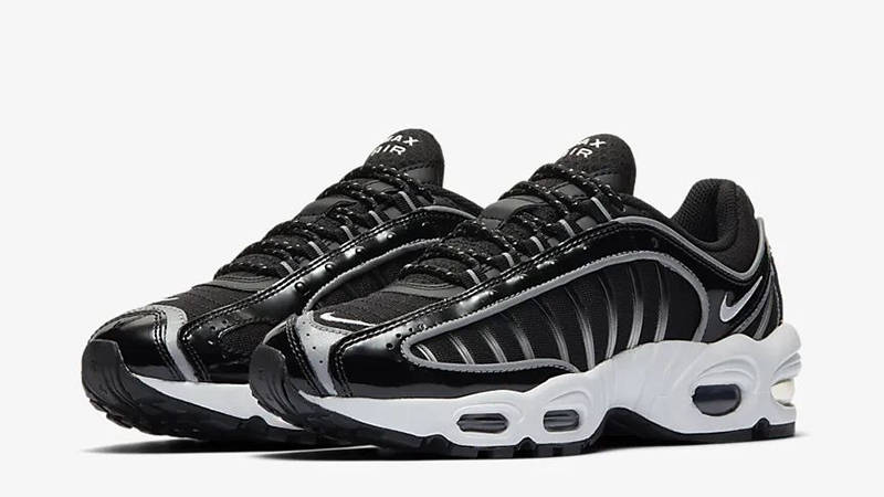 nike tailwind women's black