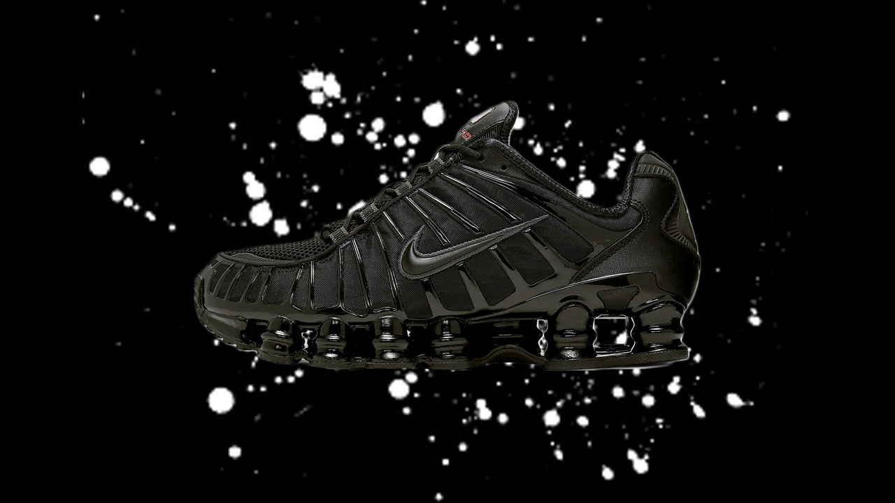 12 Of The Best Blacked Out Nike Sneakers In The Black Friday 2019 Sale