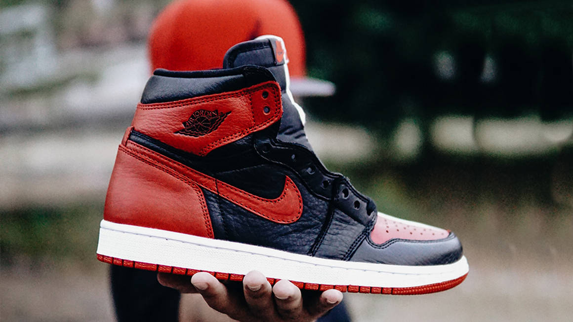 why are jordan 1 banned in the nba