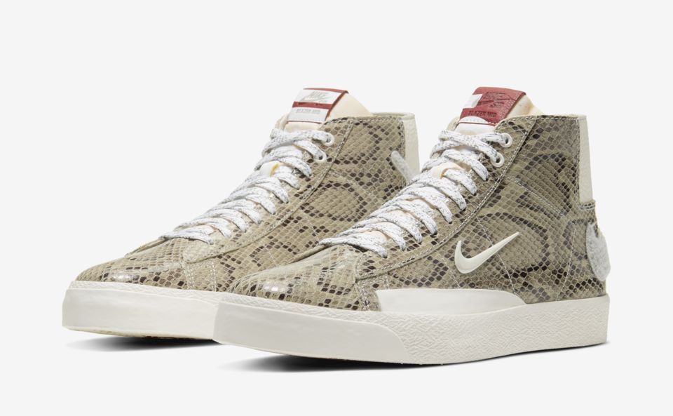 Nike x Soulland FRI.day Blazer Mid front