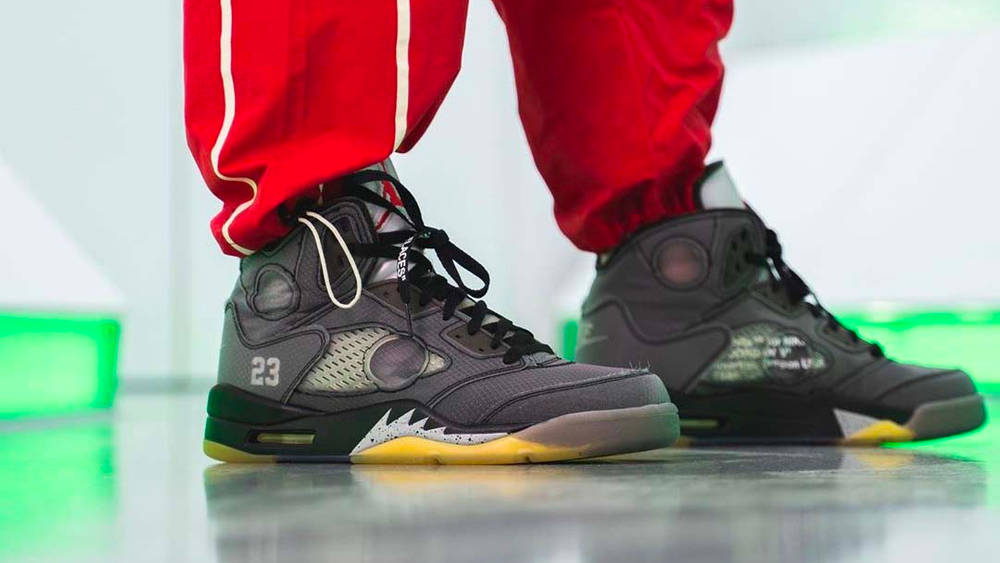 Image via repgod888 Off-White x Air Jordan 5 "Black Metallic"