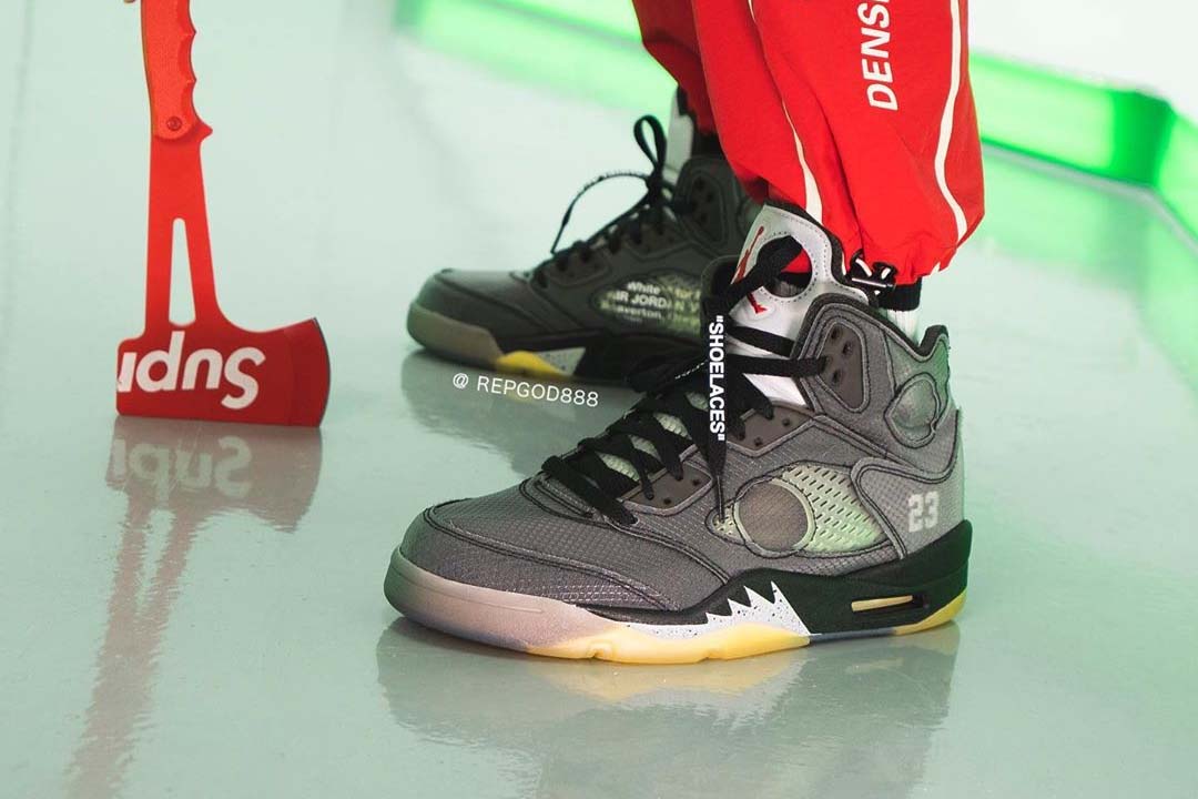 Off-White x Air Jordan 5 "Black Metallic"