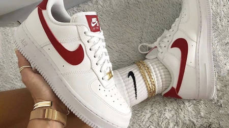 air force 1 white red feature