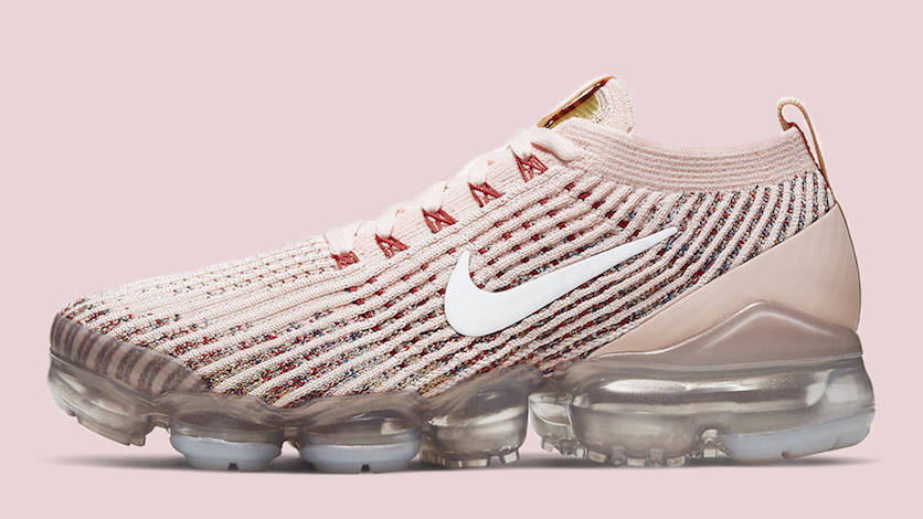 nike air vapormax flyknit 2 white black hydrogen & pink