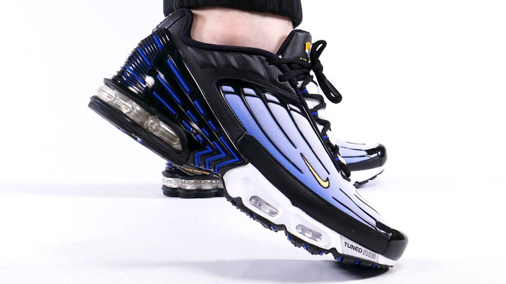 An Exclusive Look At The Nostalgic Nike Air Max Plus 3 'Blue Speed' 2