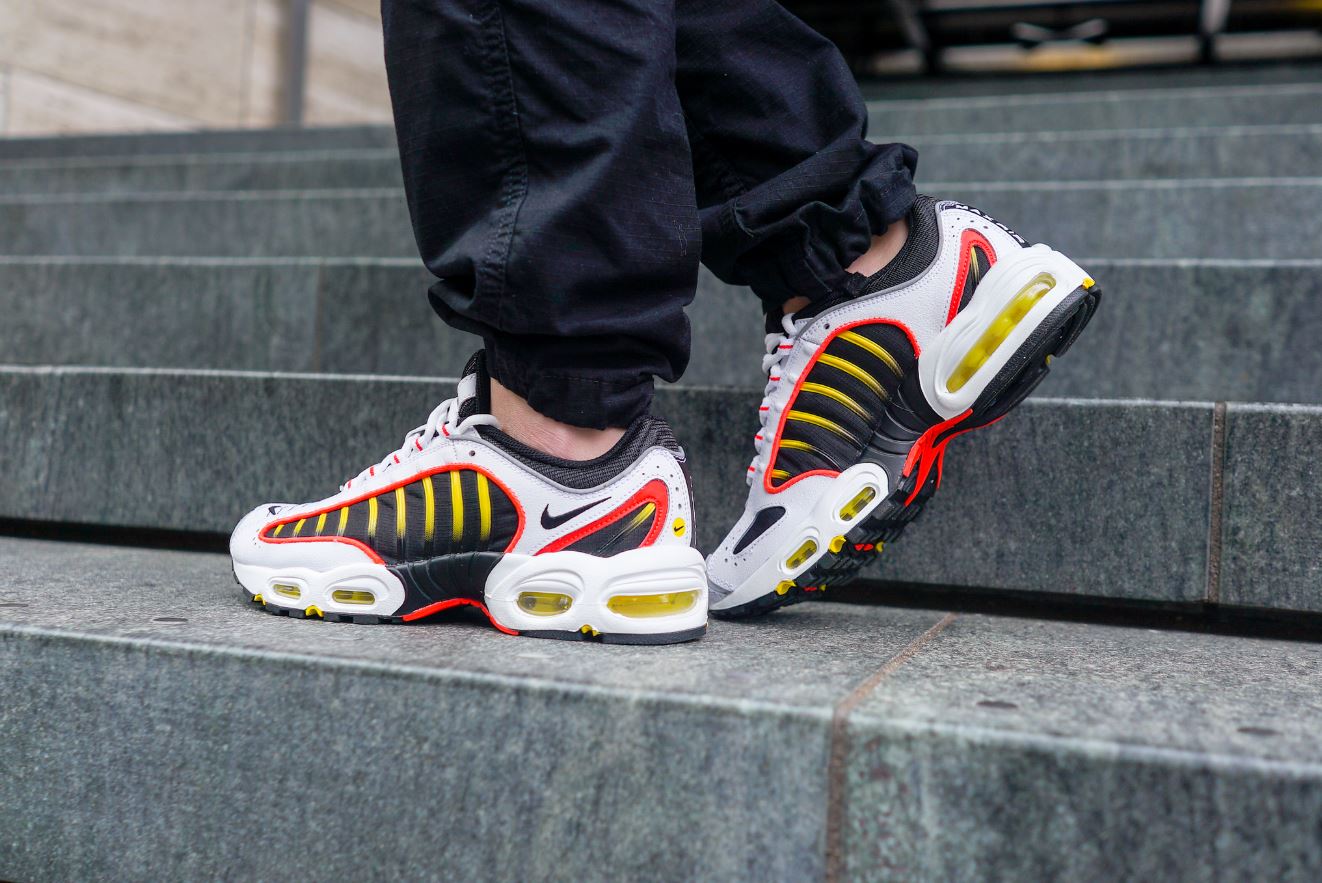 Take A Look At Our Unboxing Of The Nike Air Max Tailwind 4 Bright Crimson The Sole Supplier