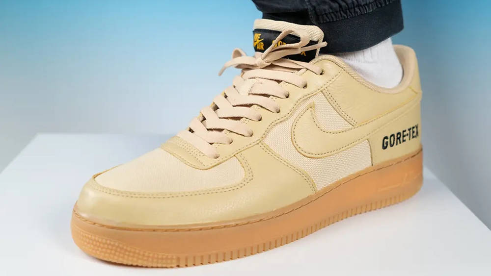 Image via The Sole Supplier how to lace Air force 1s