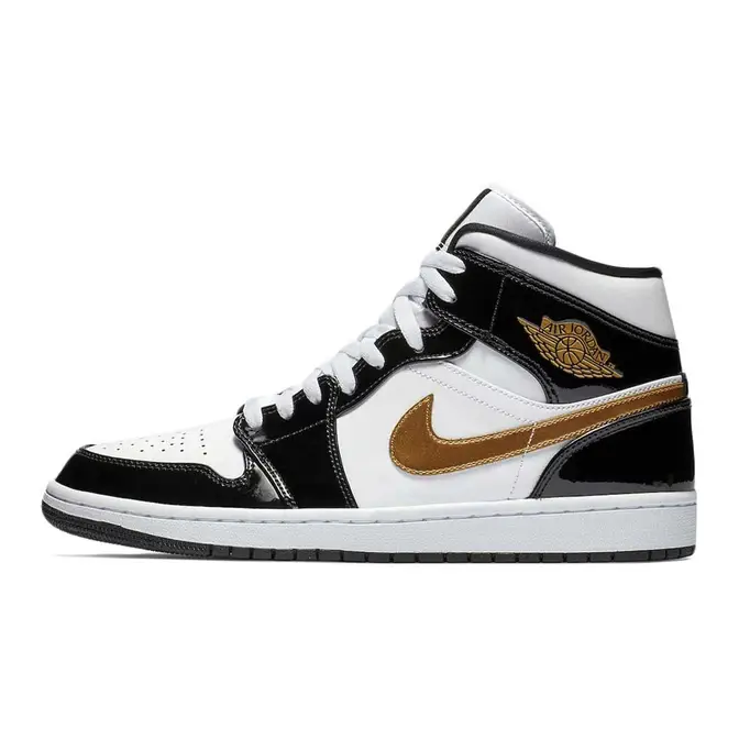 Nike air jordan black best sale and gold