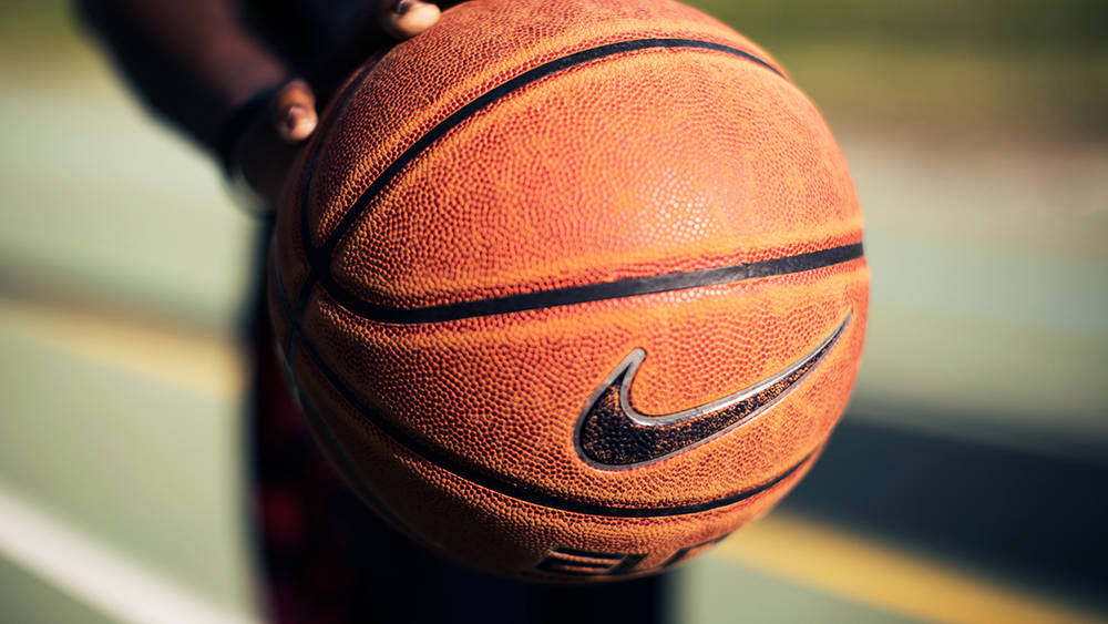 Image via chelsea ferenando/Unsplash nike swoosh