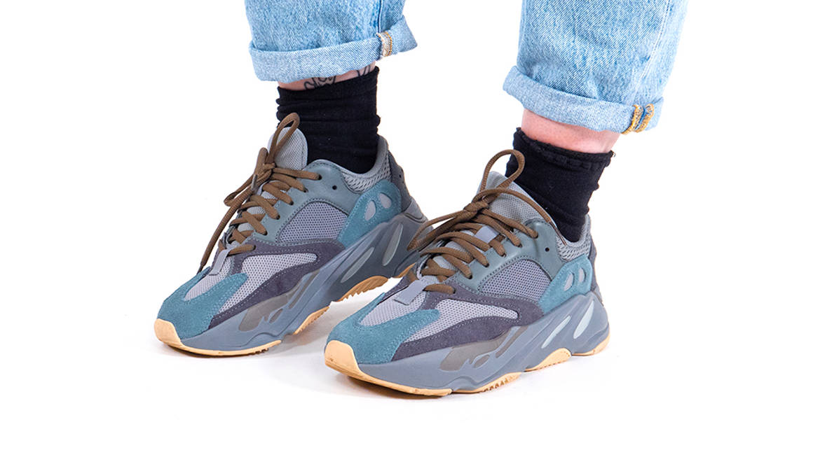 yeezy 700 tight