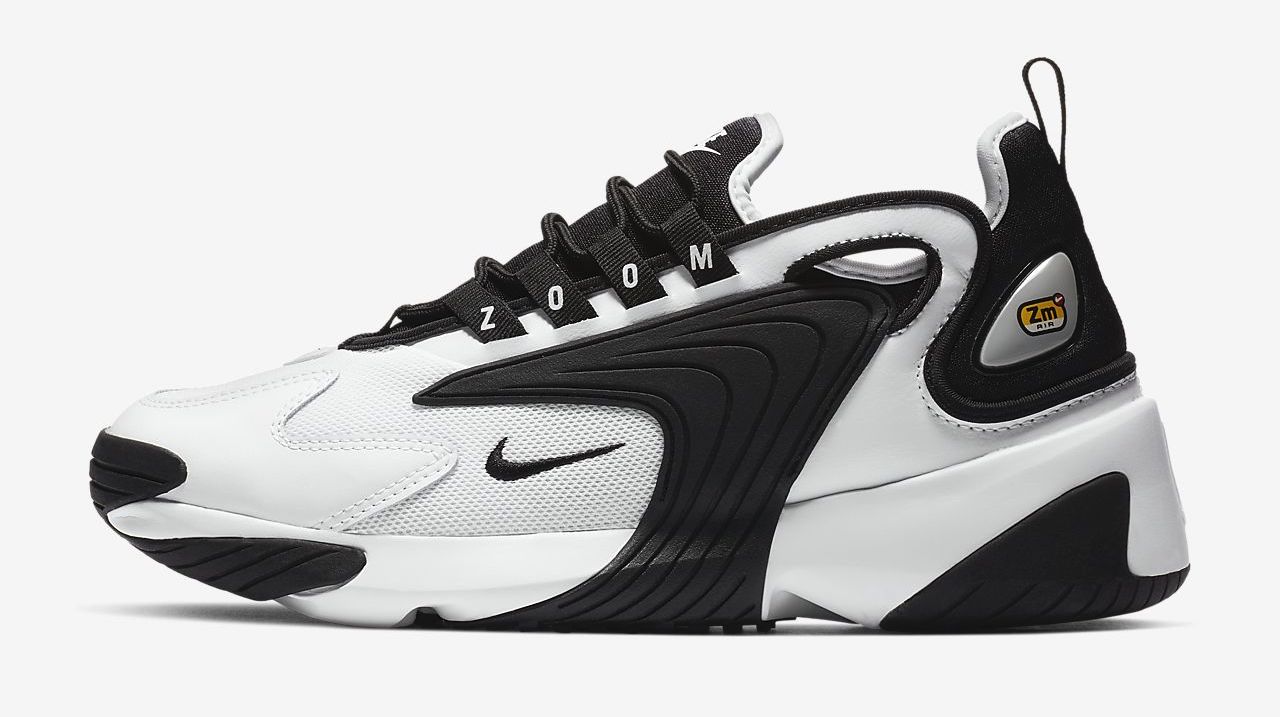 zoom-2k-black white