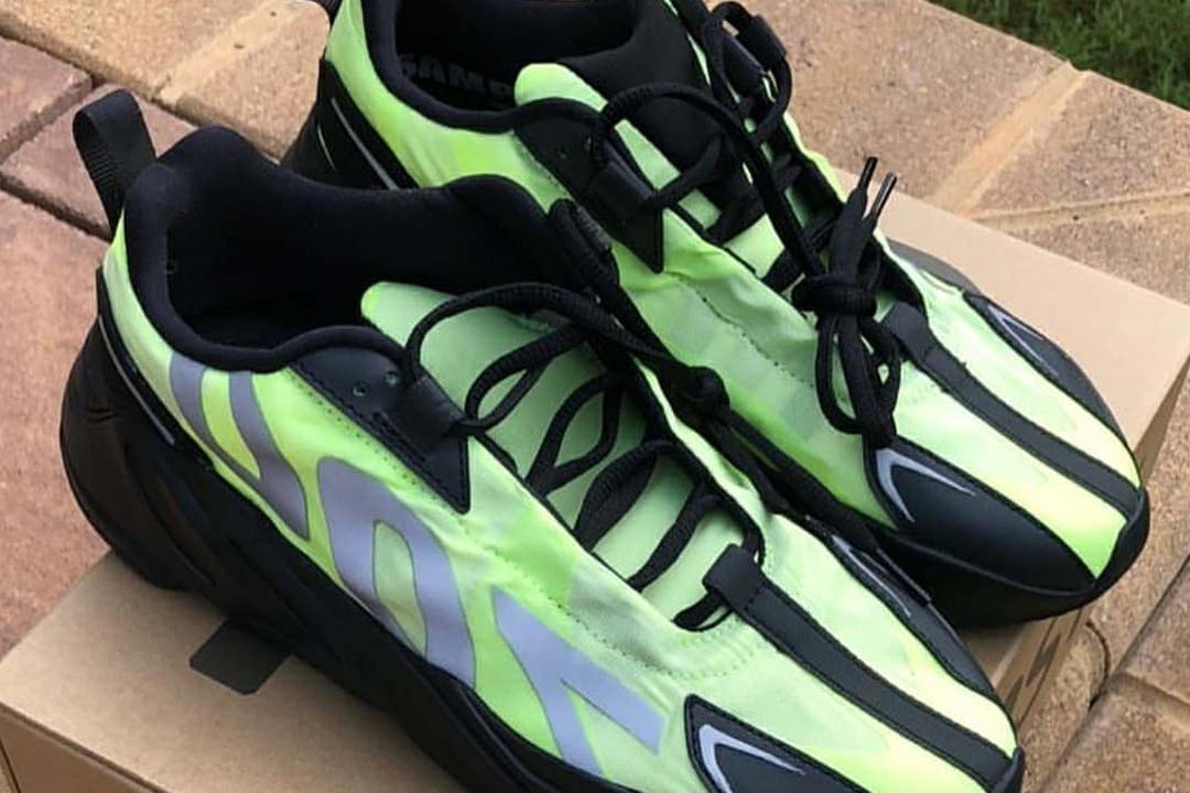Yeezy 700 MNVN "Phosphor"