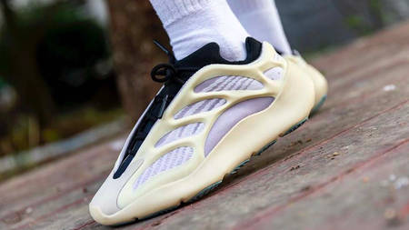 An On Foot Look At The Yeezy 700 V3 "Azael" An On Foot Look At The Yeezy 700 V3 "Azael"