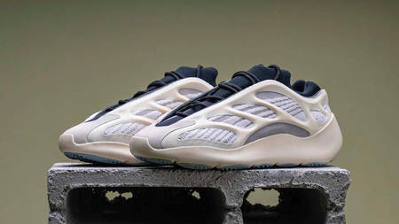 Your Best Look Yet At The Yeezy 700 V3 "Azael" Your Best Look Yet At The Yeezy 700 V3 "Azael"
