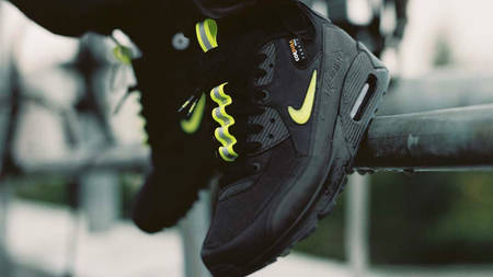 The Basement x Nike Air Max 90 "Manchester" Is Now Just £95! The Basement x Nike Air Max 90 "Manchester" Is Now Just £95!