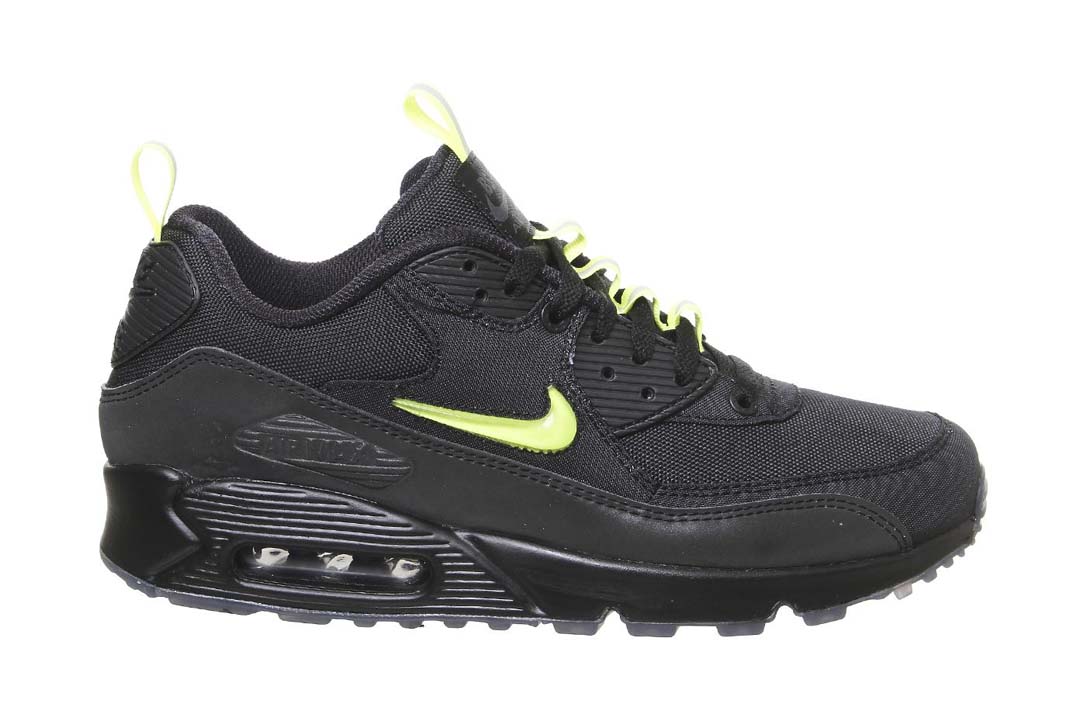 The Basement x Nike Air Max 90 "Manchester"
