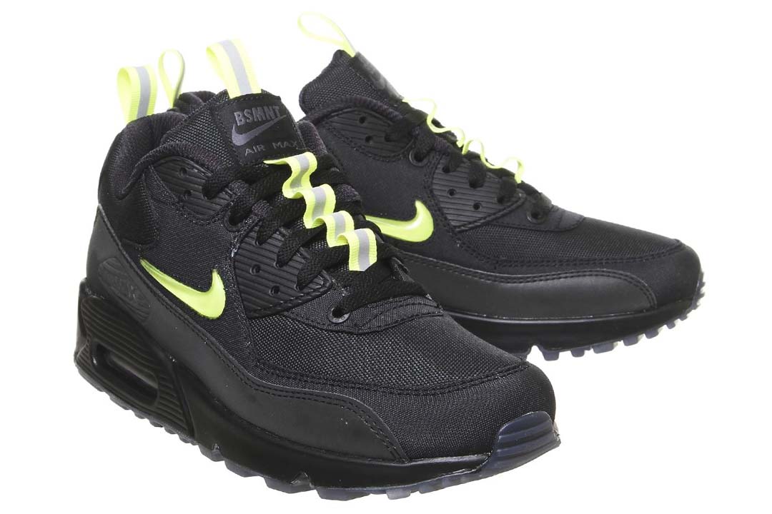 The Basement x Nike Air Max 90 "Manchester"