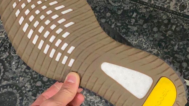 yeezy gum bottom