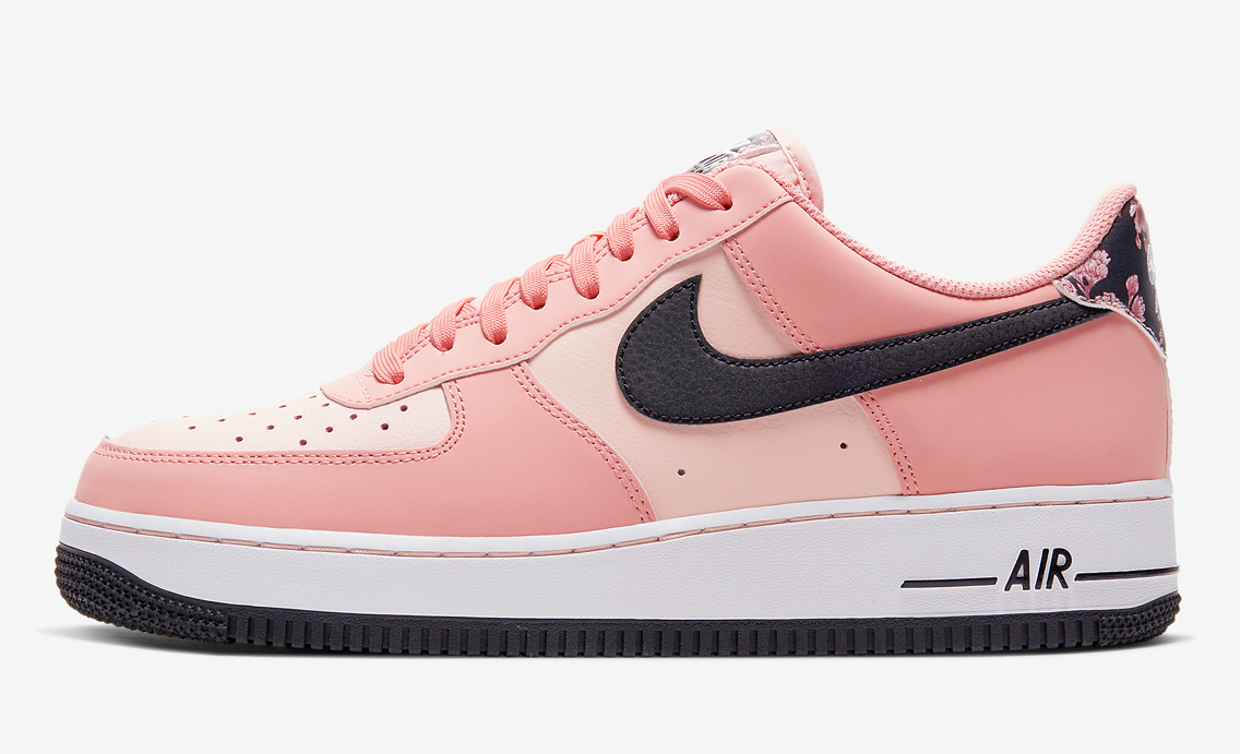 Nike Air Force 1 Pink Quartz side