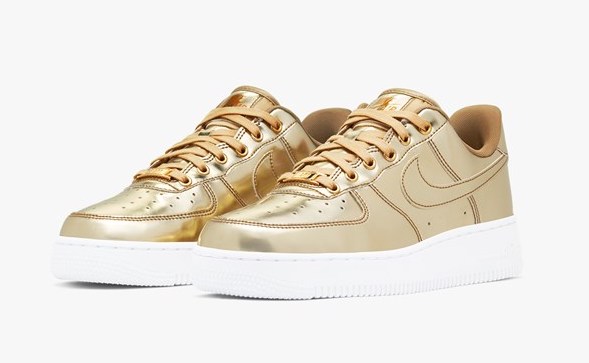 Nike Air Force. 1 Metallic Gold front