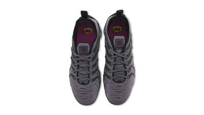 Nike Air VaporMax Plus Grey Purple 924453-022 middle