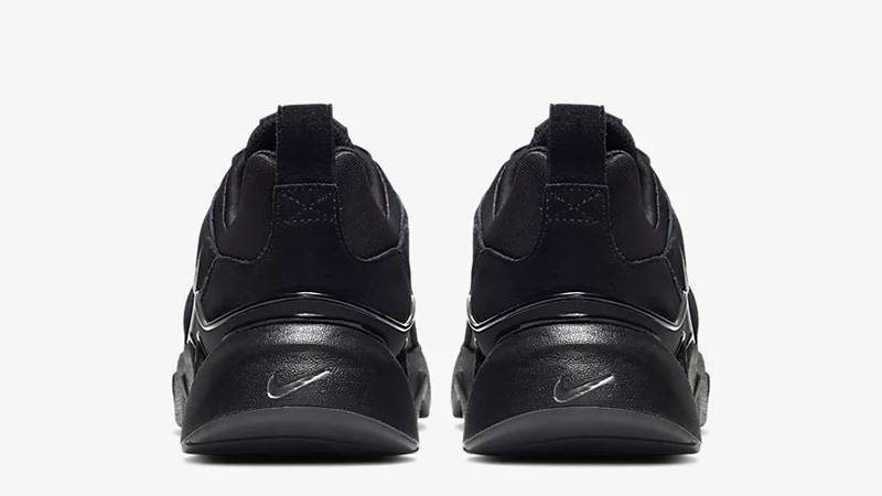 black nike ryz