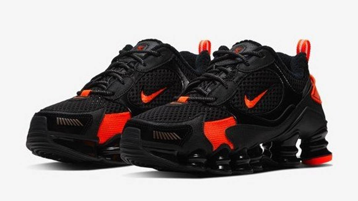 nike shox nova crimson