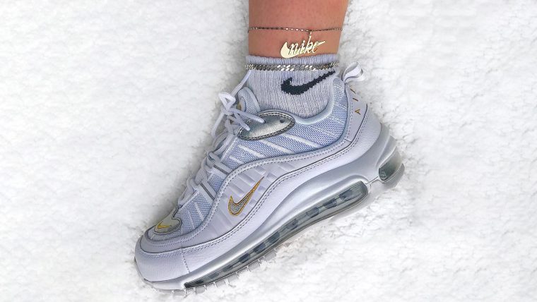 Nike. Air max 98 white silver