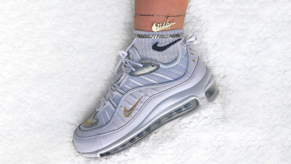 Nike. Air max 98 white silver Nike. Air max 98 white silver