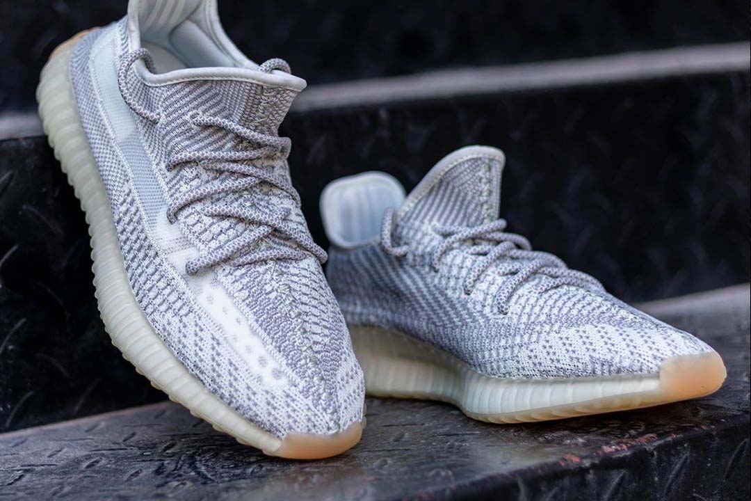 Banyan Pump Kælder First Look At The Yeezy Boost 350 V2 "Tailgate" | The Sole Supplier