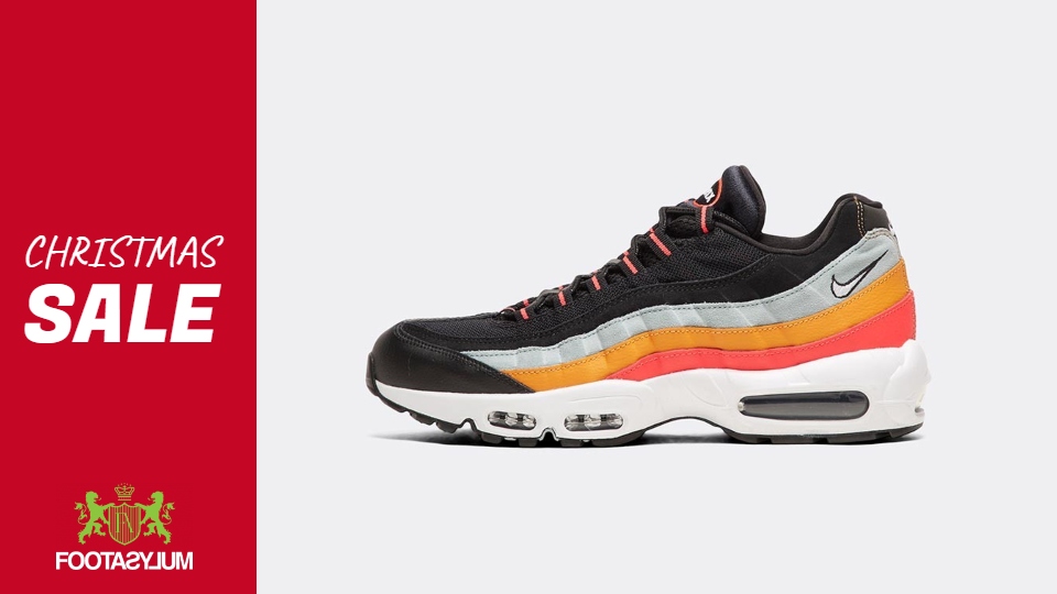 20 Christmas Sale Bargains For As Low As £35 At Footasylum 11
