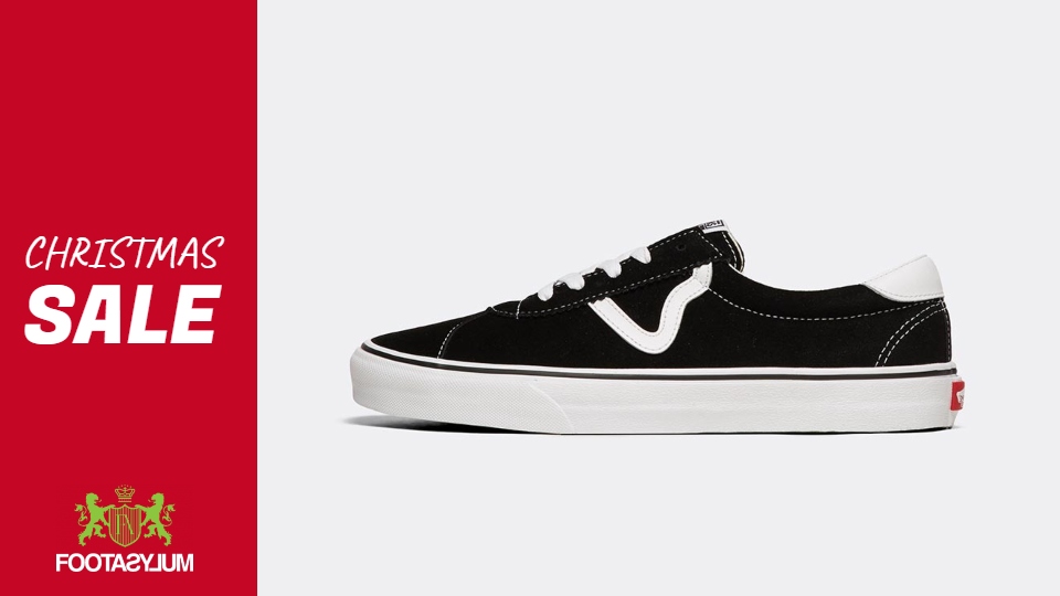 20 Christmas Sale Bargains For As Low As £35 At Footasylum 17