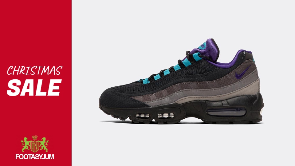 20 Christmas Sale Bargains For As Low As £35 At Footasylum 7