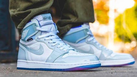 Your First Look At The Air Jordan 1 High Zoom "Racer Blue" Your First Look At The Air Jordan 1 High Zoom "Racer Blue"
