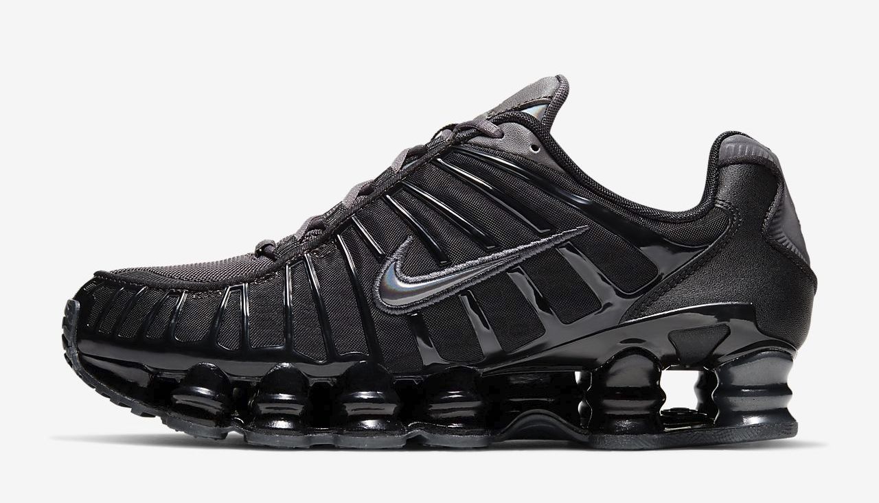 nike shox. tl black