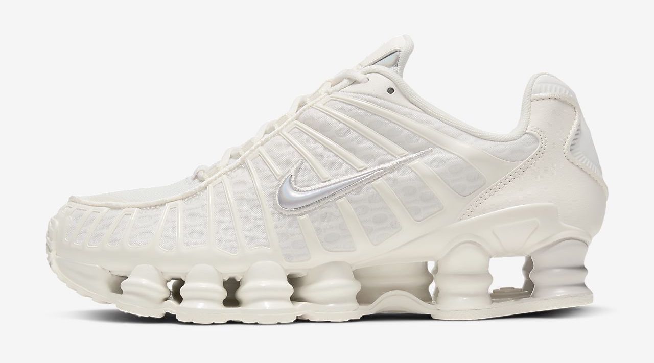 nike shox. tl cream