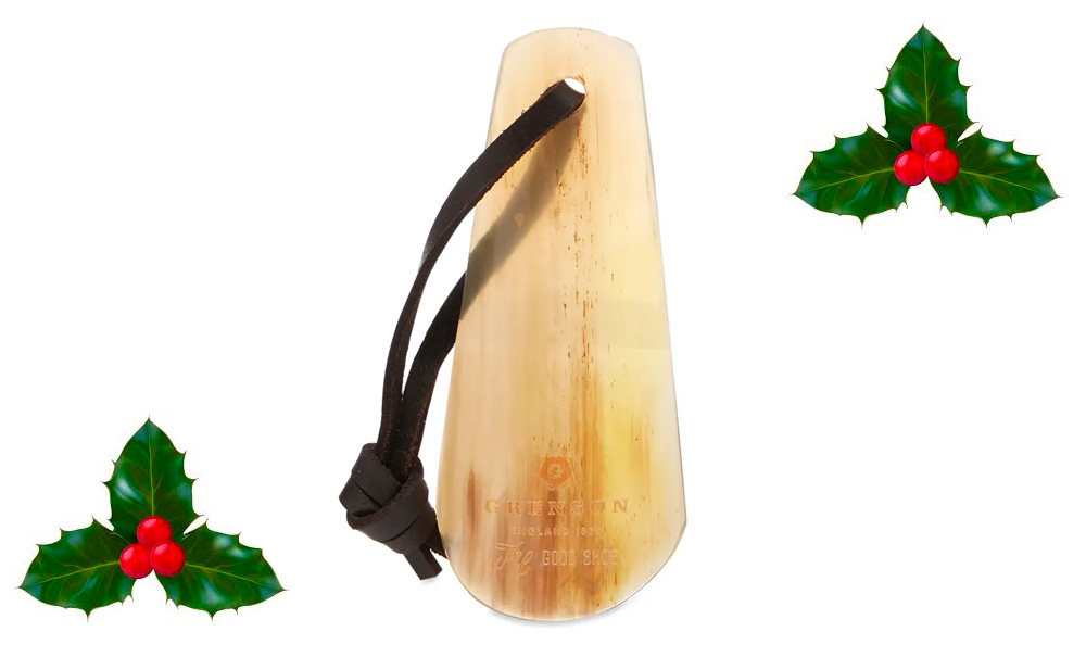 shoe horn end clothing