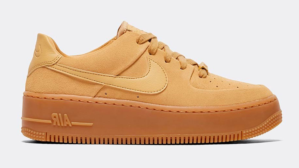 _0003_Nike Air Force 1 Sage Club Gold