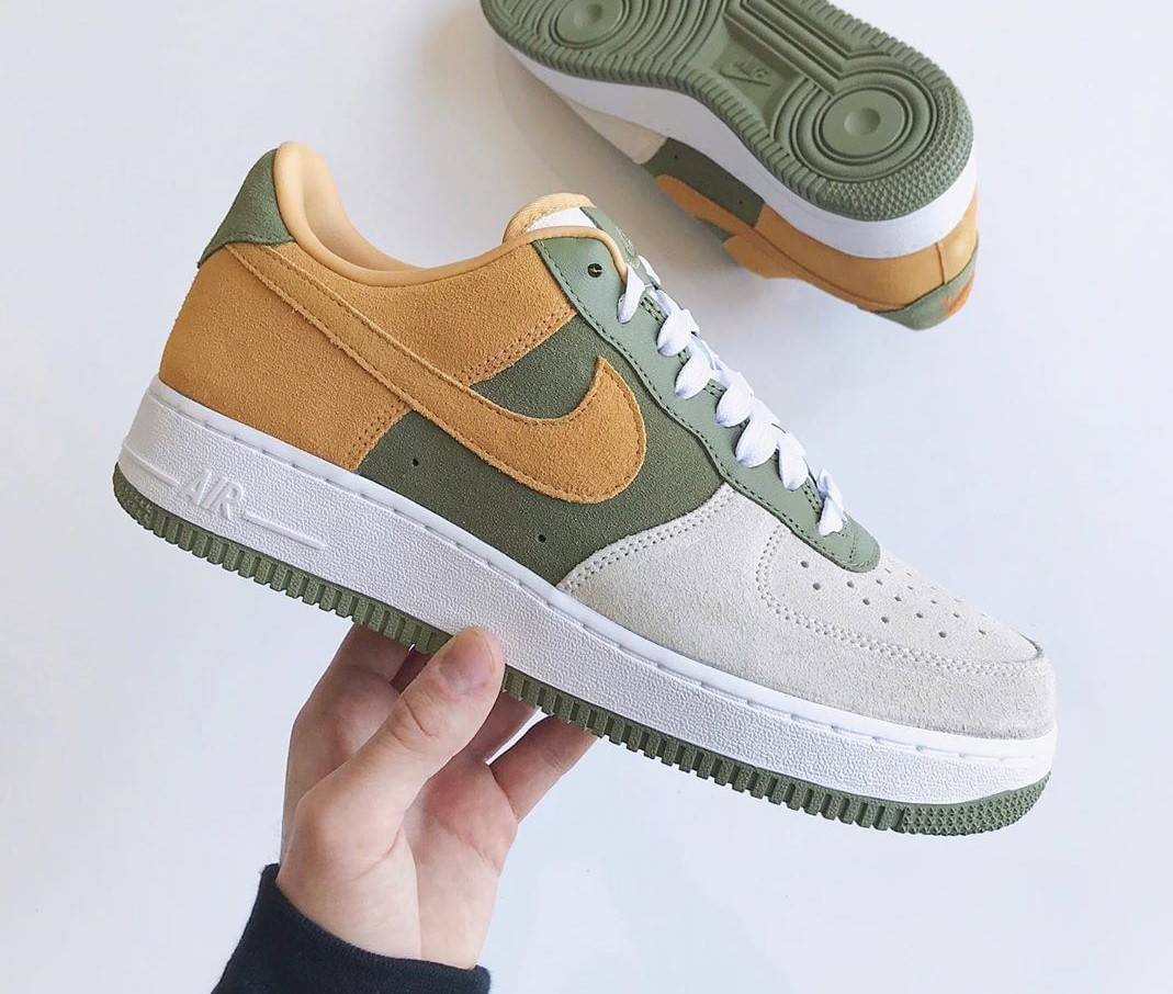 Nike Air Force 1 Low Unlocked By You in hand